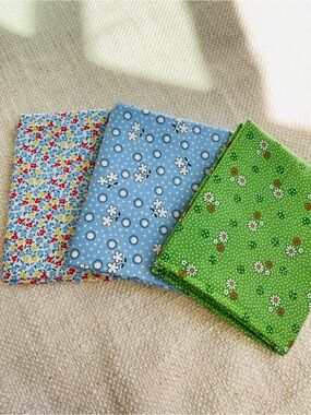 (3) 18x21" Fat Quarters Multicolor Floral Garden Pattern Cotton Fabric Quilting